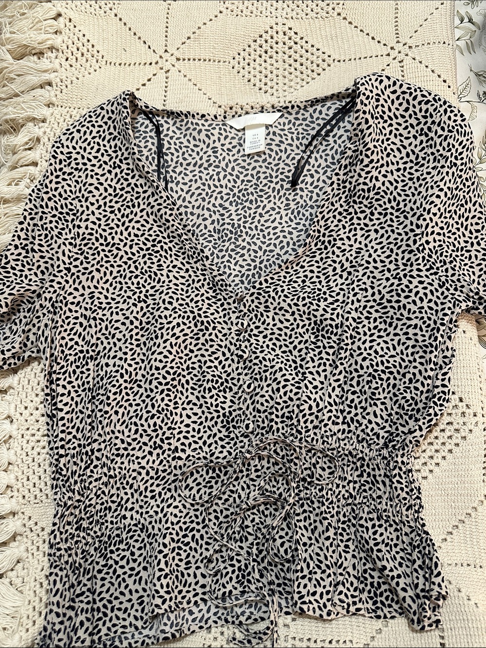 H&M Beige and Black Printed Tie-Waist Blouse